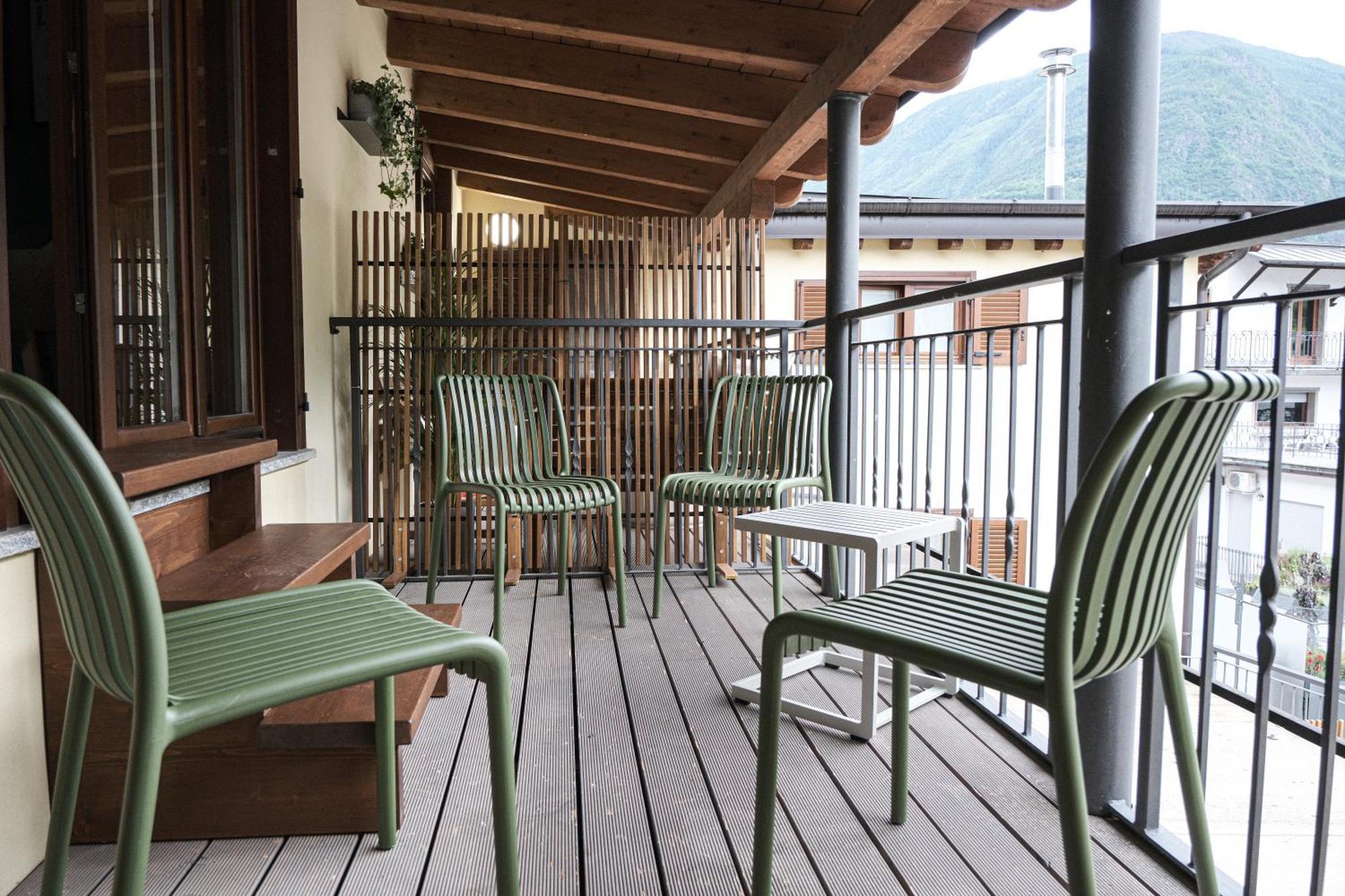 Апартаменти Charmescape Oldtown - 6 Min Walk To Berninaexpress Тірано Екстер'єр фото